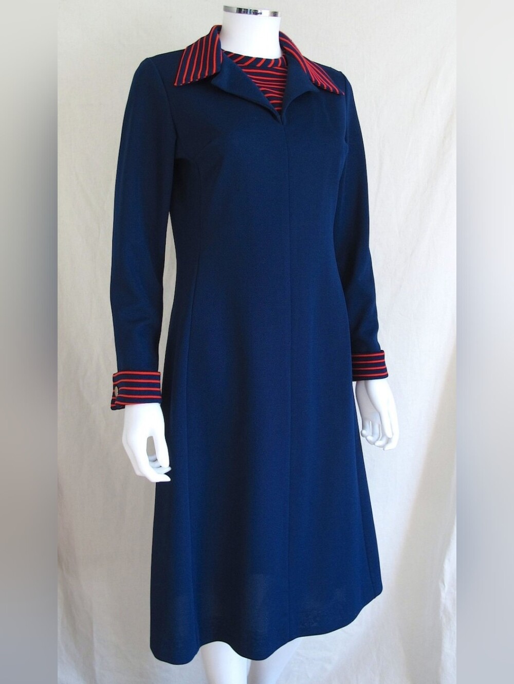 Extremely RARE Vintage Chemise Lacoste 1970s Navy Dress with Red Stripe Accent - Picture 3 of 12